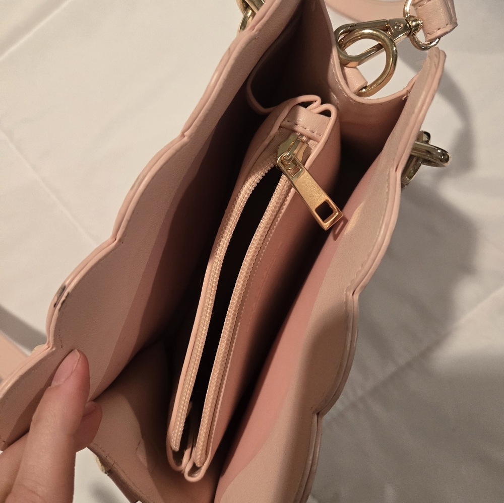 Pink crossbody purse